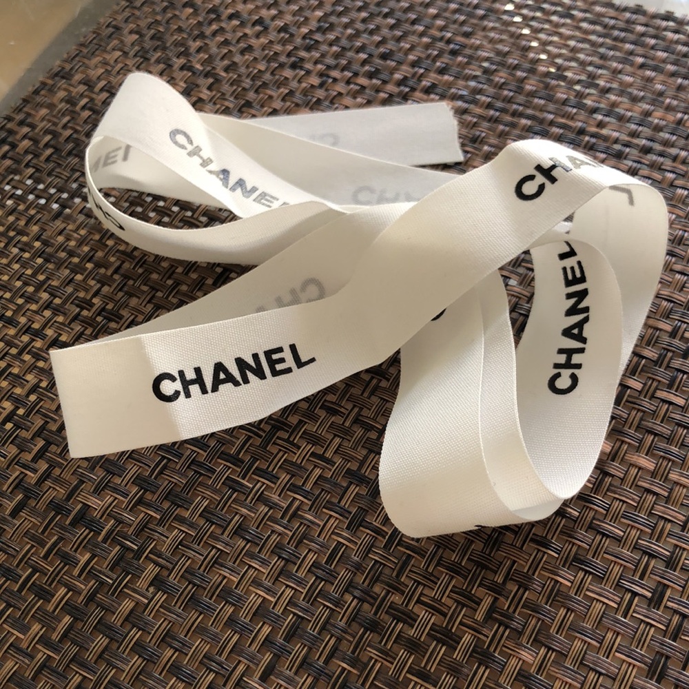 CHANEL White Logo Ribbon - Branded Gift Wrap Ribbon 34 inches long